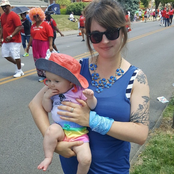 Meet your Posher, Emily - Picture 2 of 8